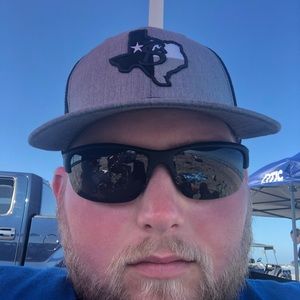 Meet your Posher, Casey